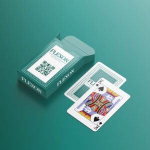 تصميم خلفية ورق لعب بلوت تحمل هوية بصرية مخصصة - فليكسون