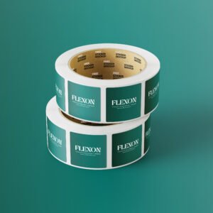 طباعة استيكر رول مربع بشعار البراند لقطاع التجزئة بالرياض.